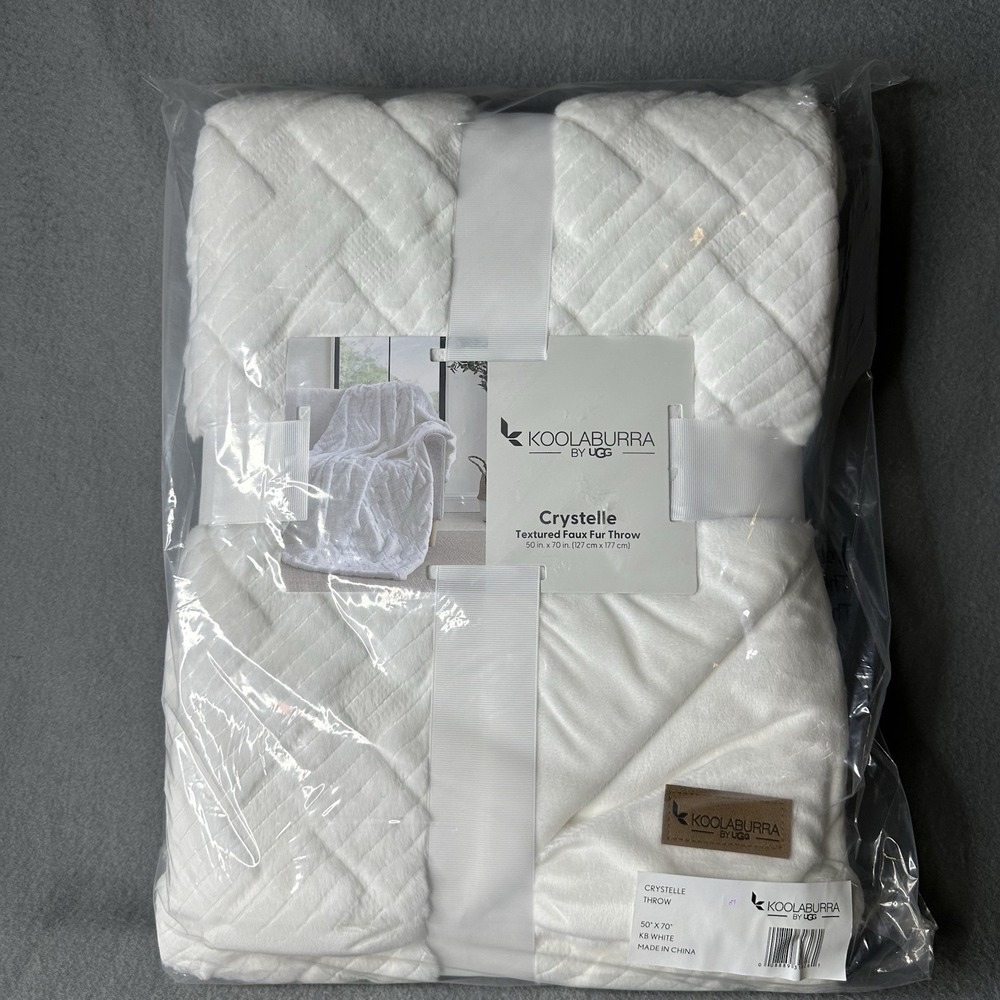 KOOLABURRA by UGG Chloe Textured Faux Fur Throw Blanket 50 x 70 White Soft